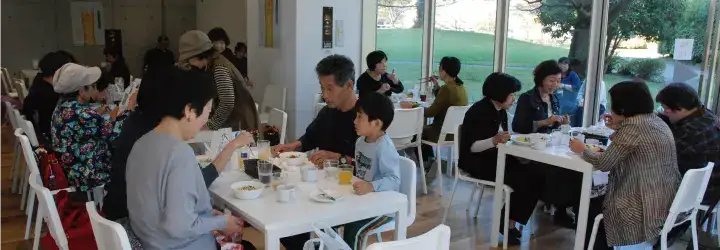 しらかわのほとり